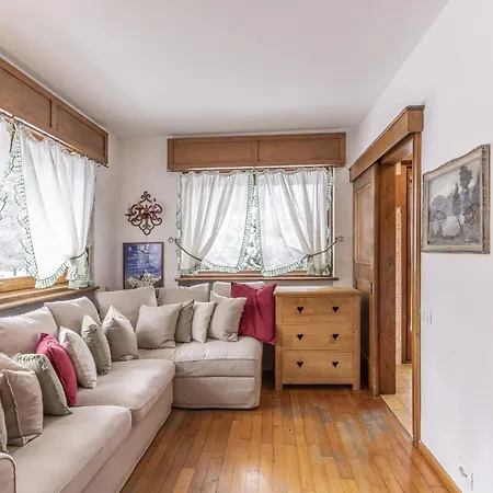 Apartman Casa Punta Nera 1, Immersa Nella Natura A Cortina D Ampezzo